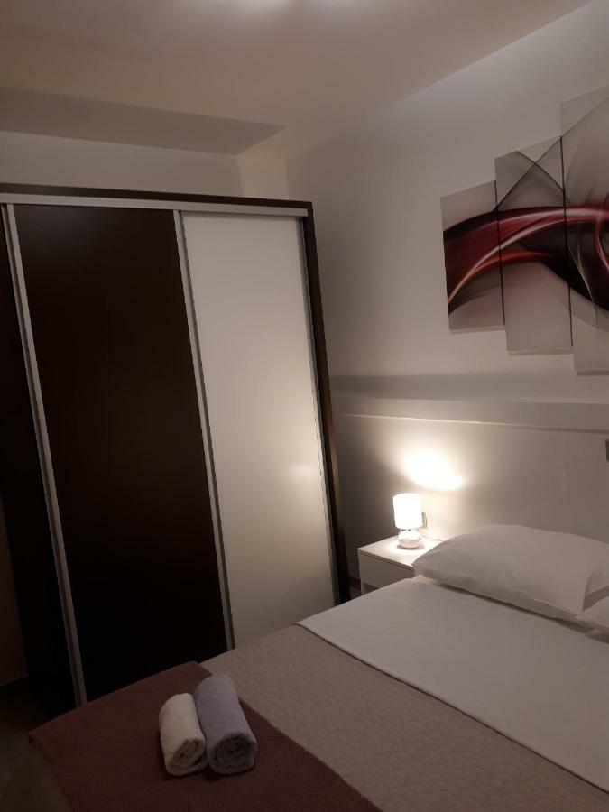 Apartments Sisevic - Comfort Apartments With Balconies And Sea View Slano Eksteriør billede